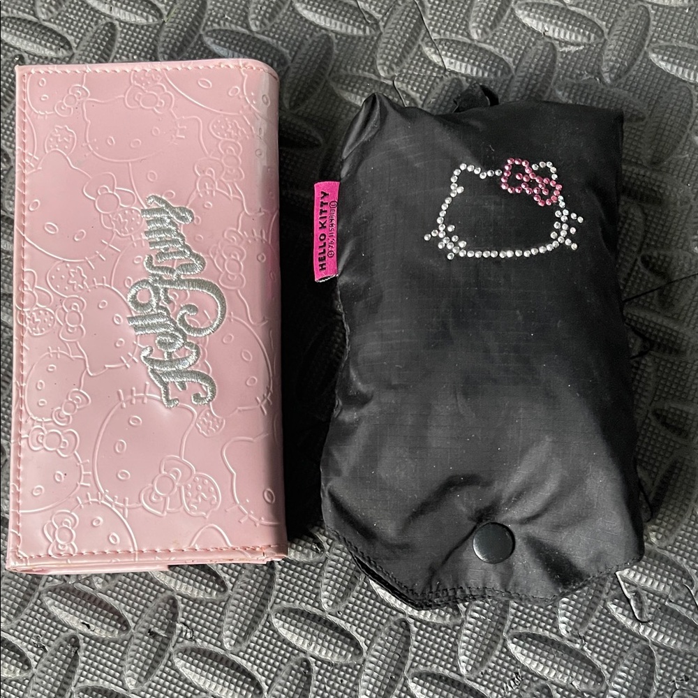 Hello Kitty Wallet & packable bag.
